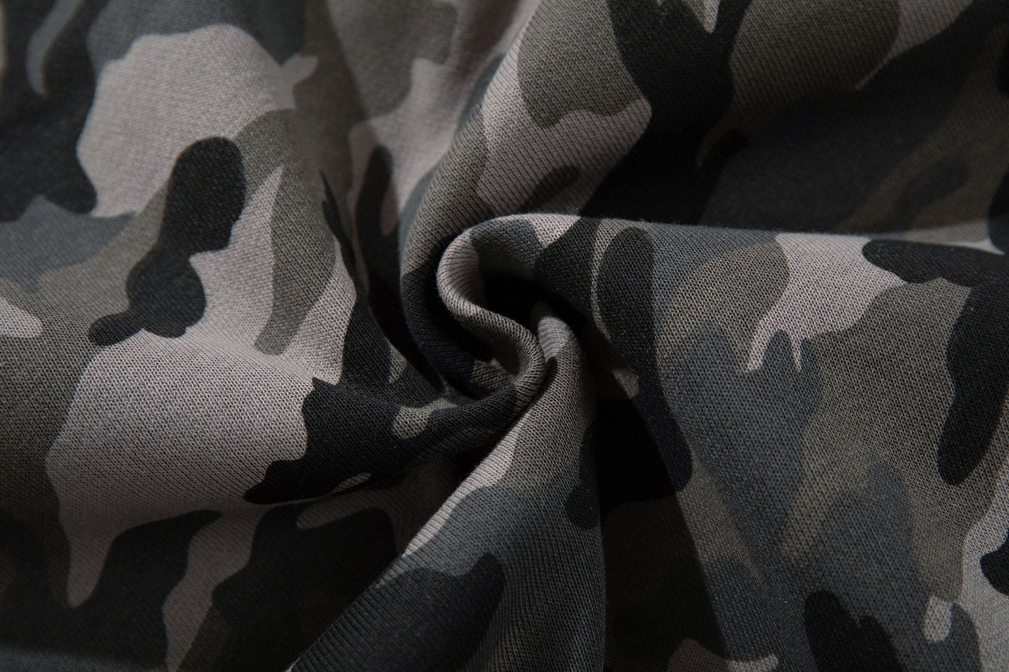 CapCabin “Camo Graffiti Wide-Leg Pants”