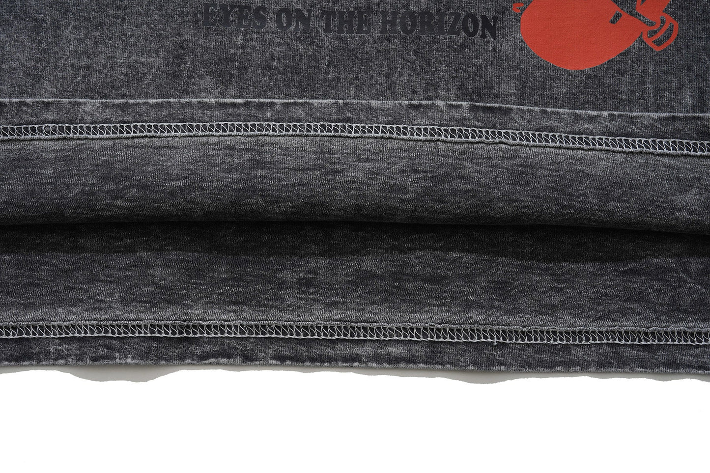 CapCabin “Eyes on the Horizon” Graphic Tee