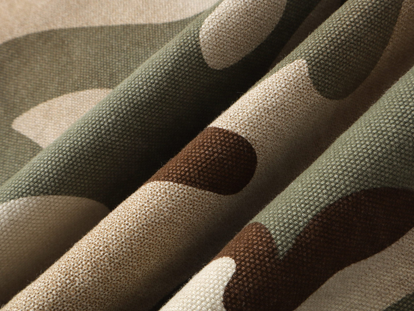 CapCabin “Urban Camo Wide-Leg Pants”