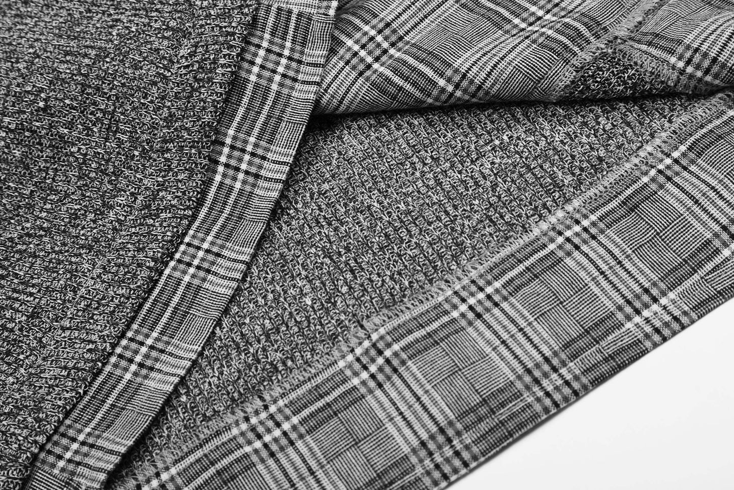 CapCabin “Layered Knit Check Shirt”
