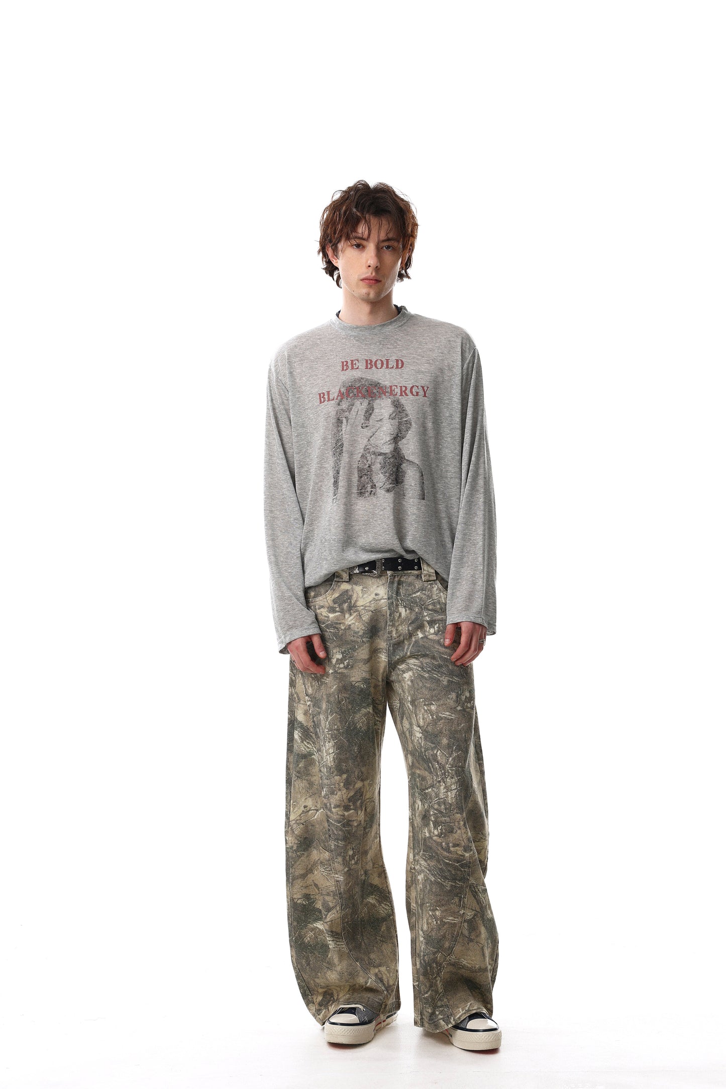 CapCabin “Be Bold” Portrait Graphic Long Sleeve Tee