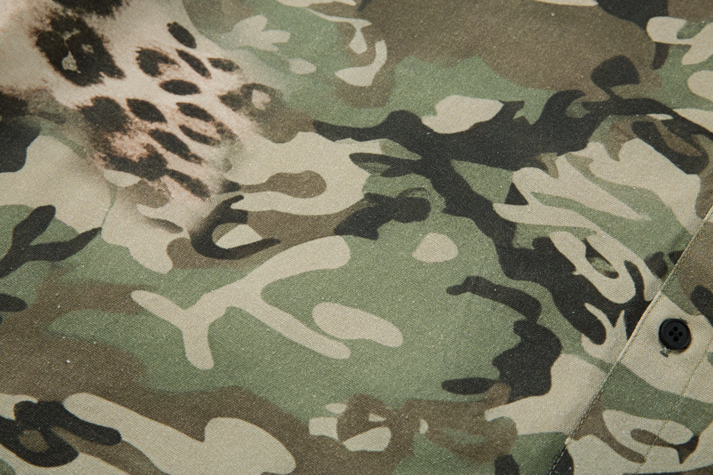 CapCabin Layered Camo-Leopard Short-Sleeve Shirt