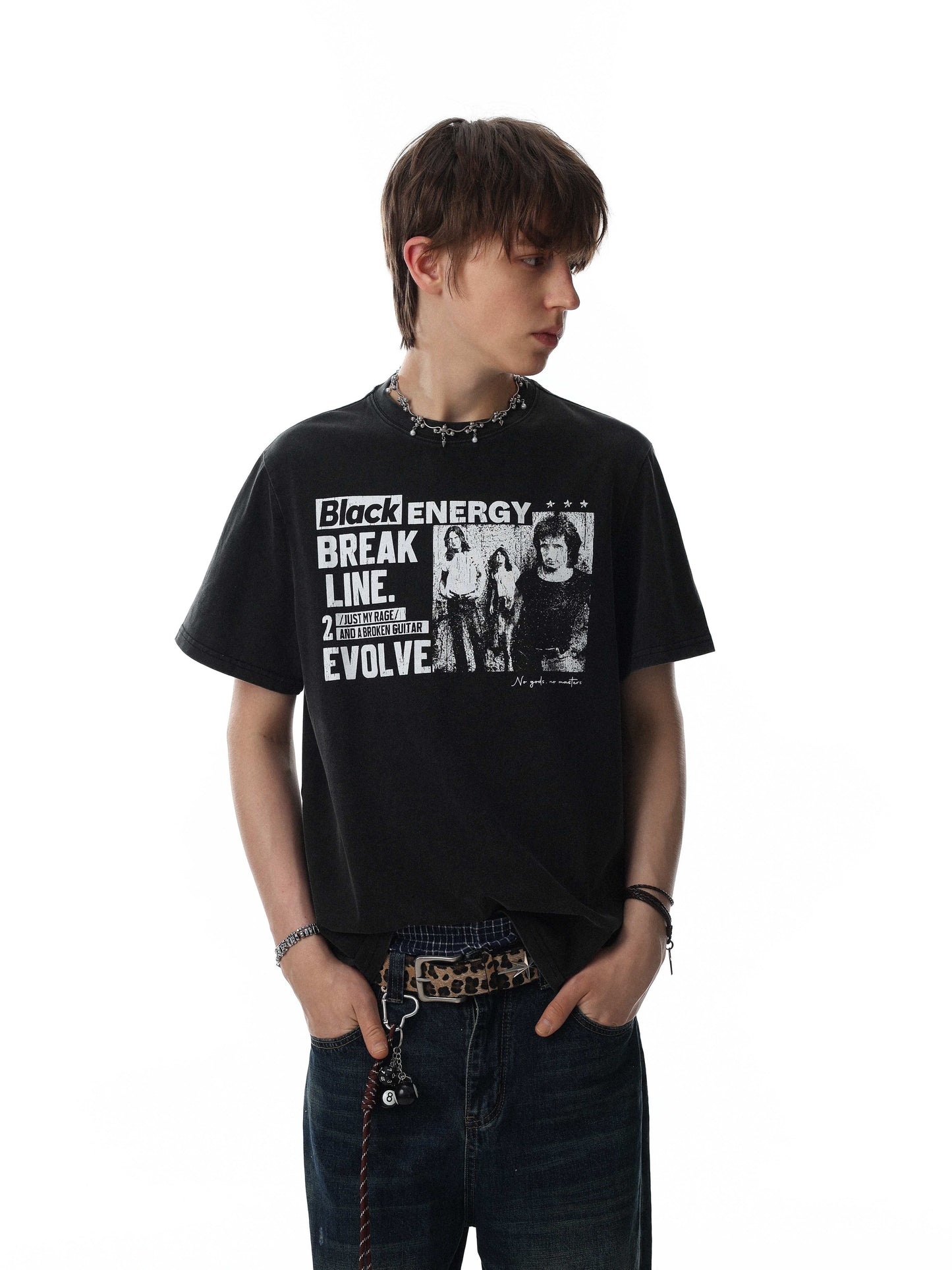 CapCabin “Break Line Vintage Tee”
