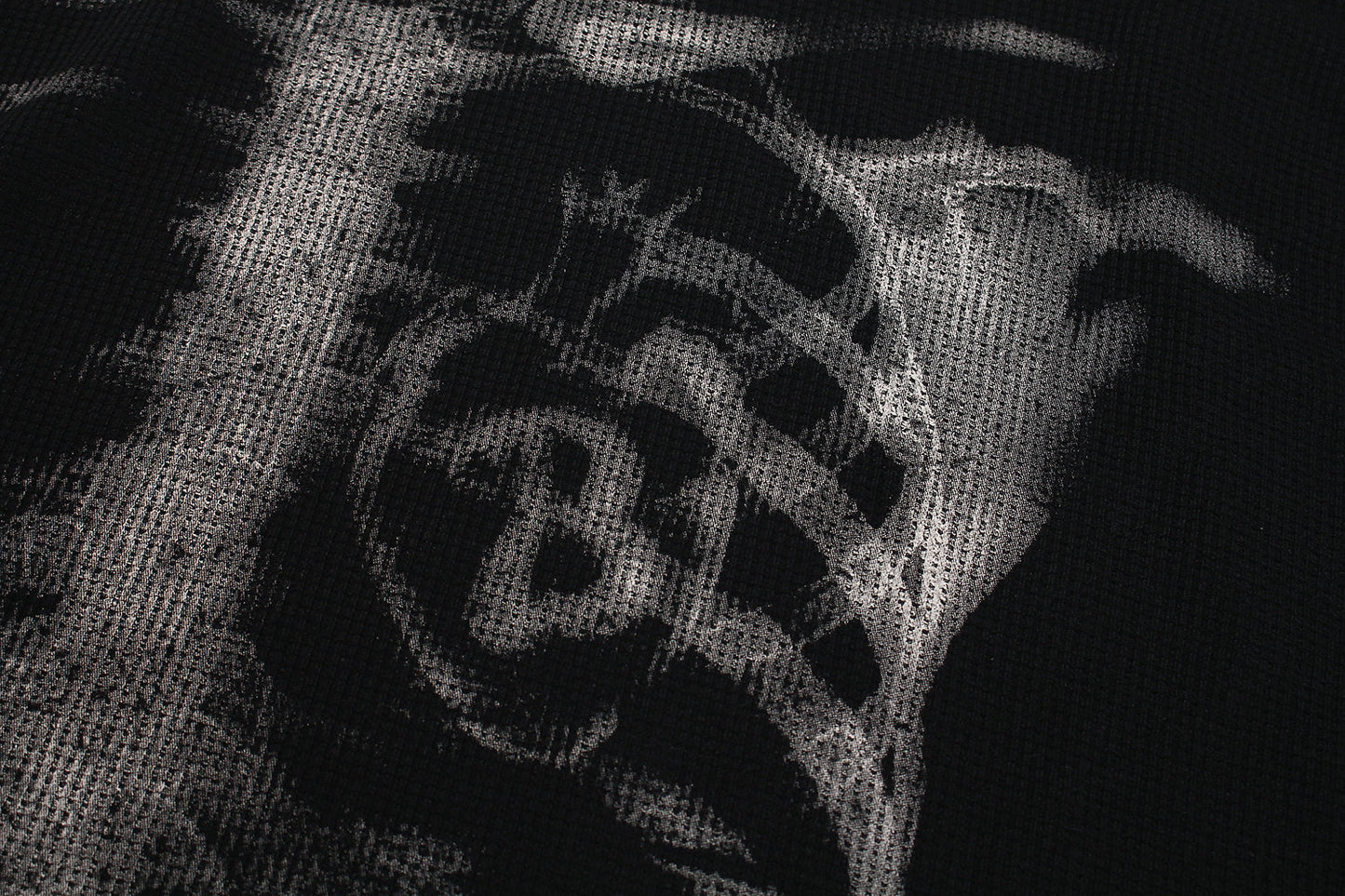CapCabin Skeleton Print Long Sleeve Tee