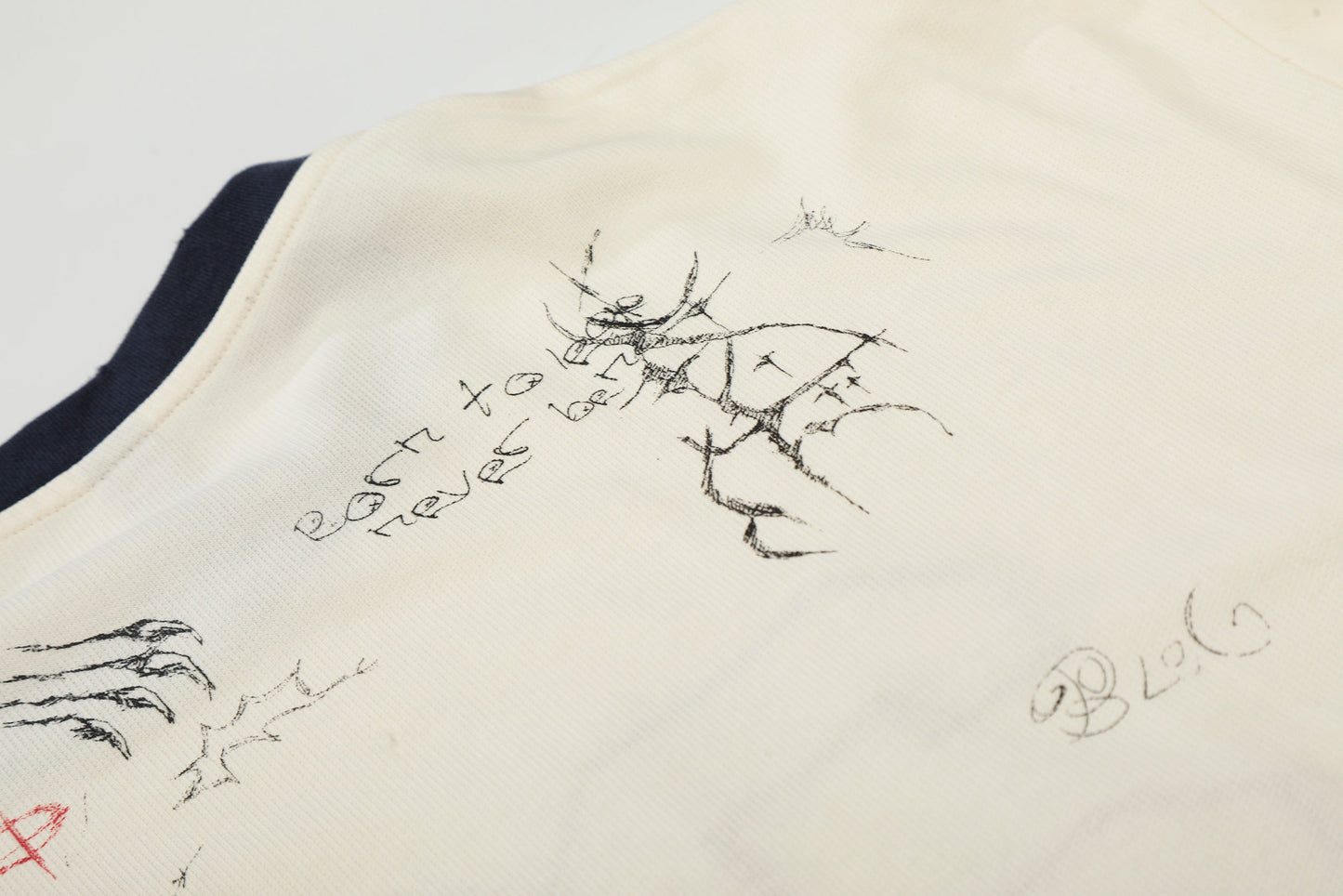 CapCabin Vintage Graphic Long Sleeve Tee