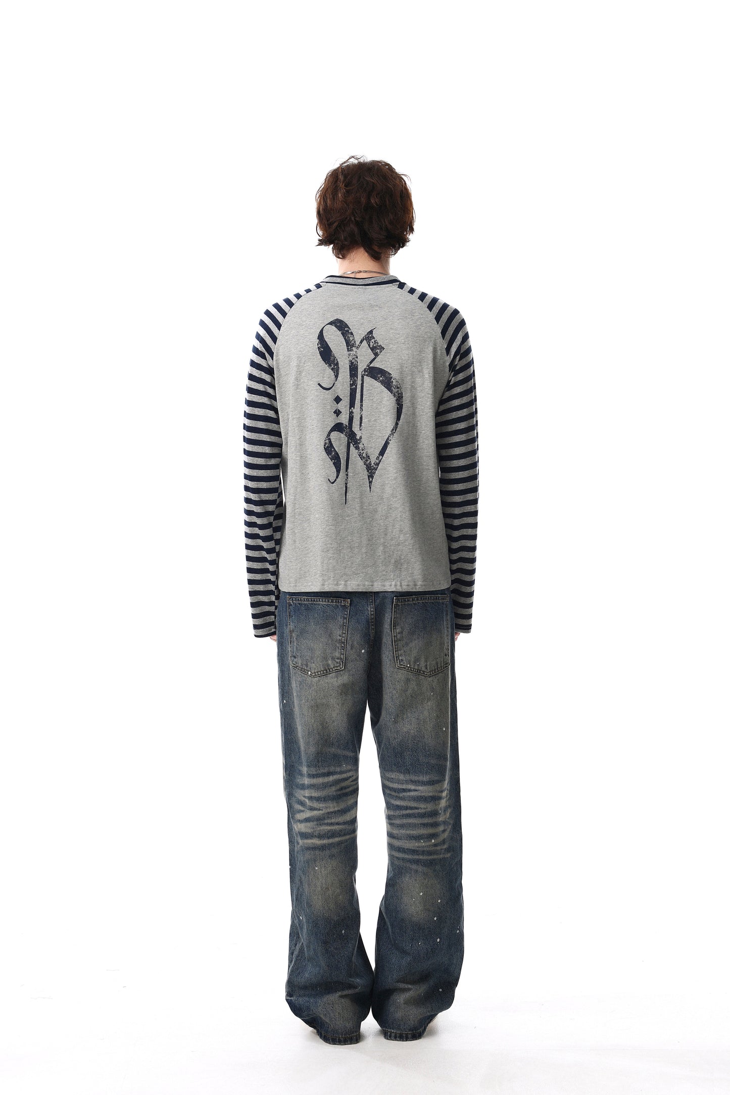 CapCabin Cross Graphic Raglan Long Sleeve Tee