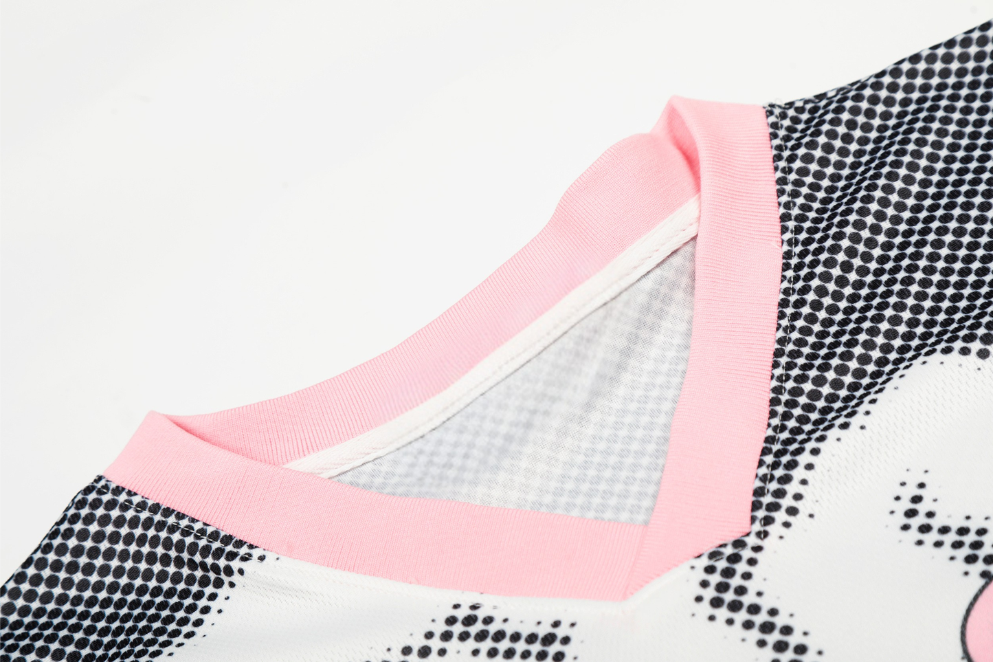 CapCabin “Warm Love” Mesh Jersey
