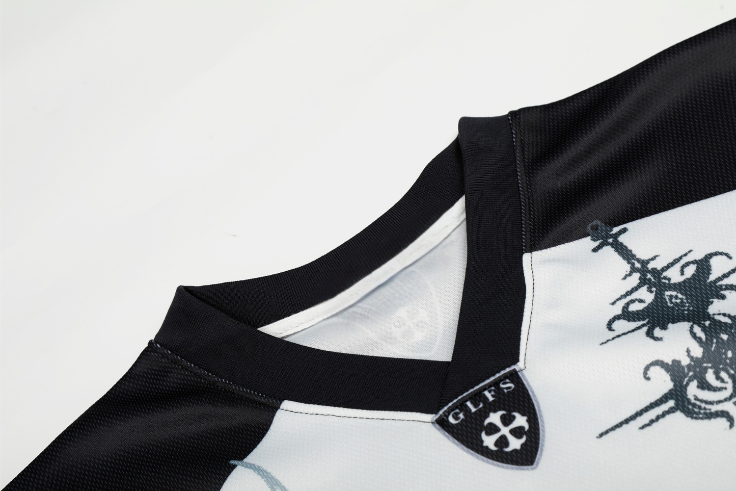CapCabin Gothic Blade Mesh Jersey