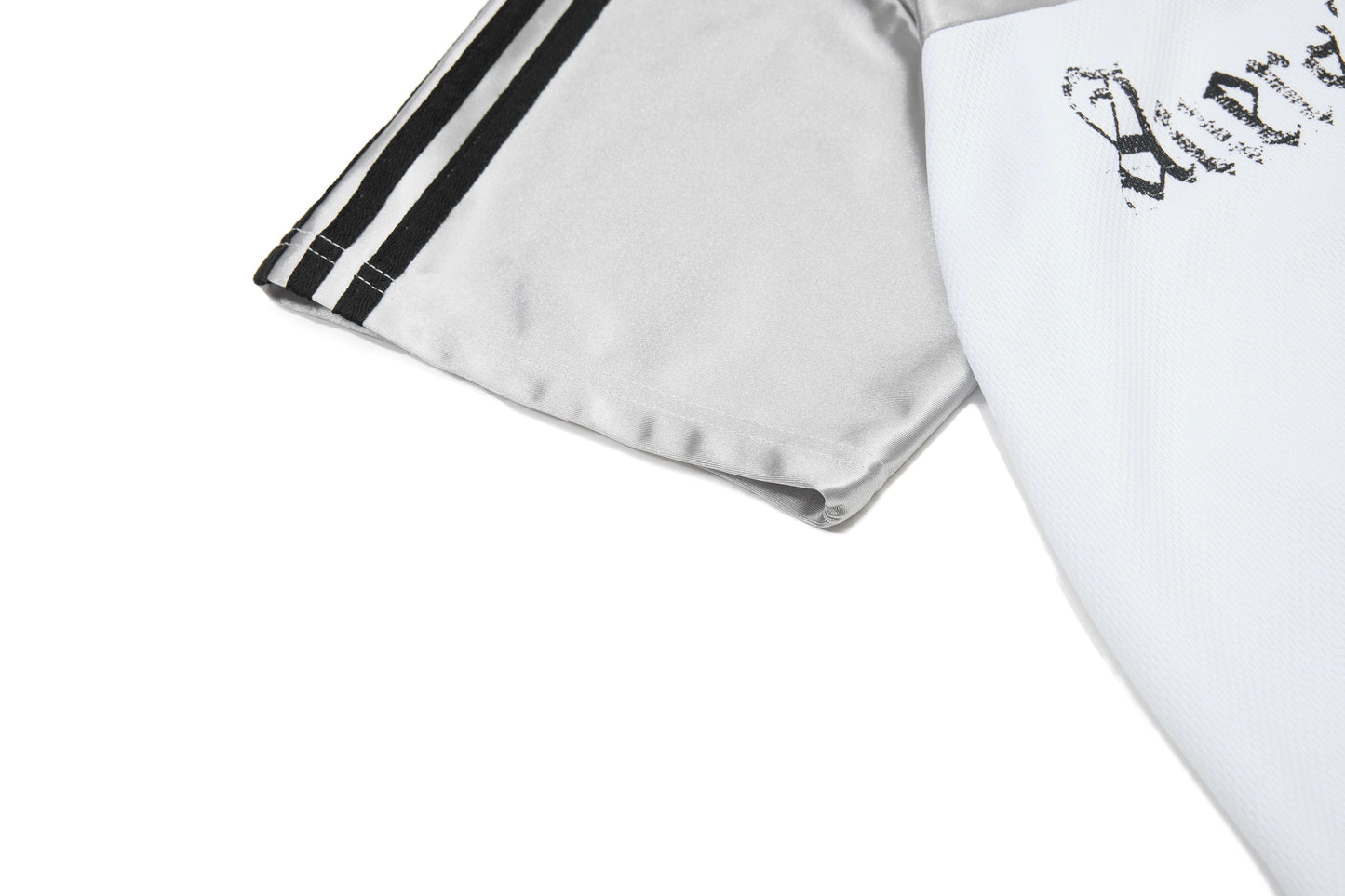 CapCabin “Aversio Mesh Sport Tee”