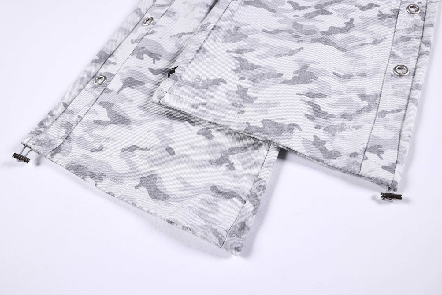 CapCabin Camo Graphic Cargo Pants
