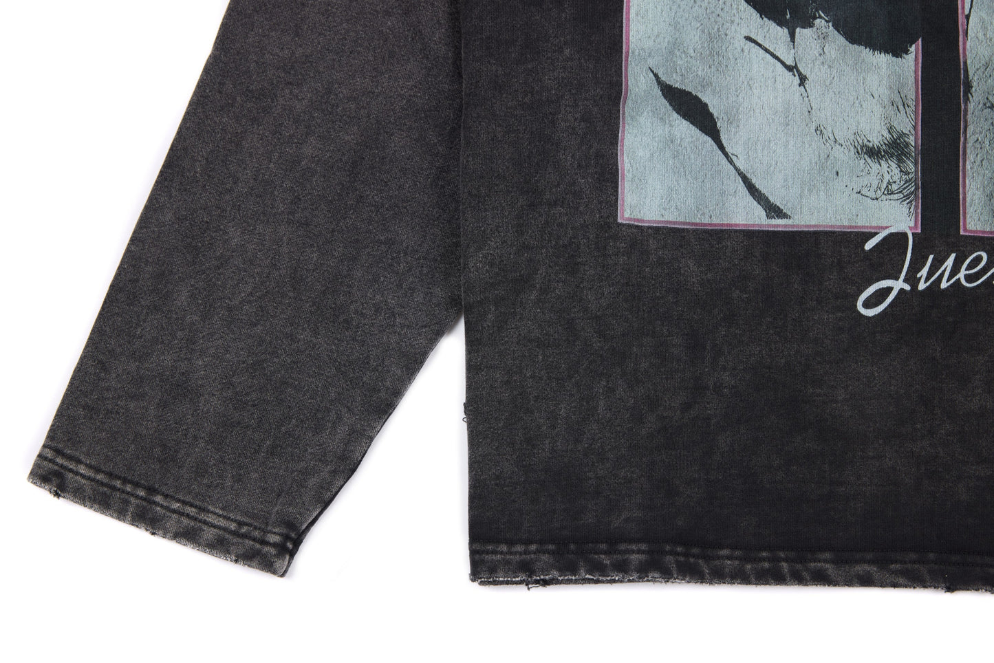 CapCabin Vintage Graphic Long Sleeve Tee