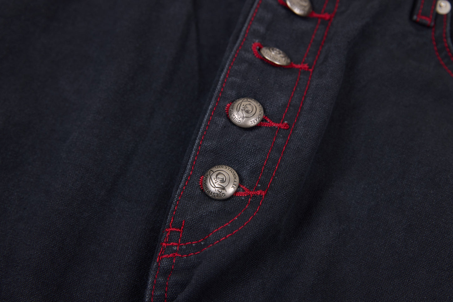 CapCabin Contrast-Stitch Barrel Denim Pants