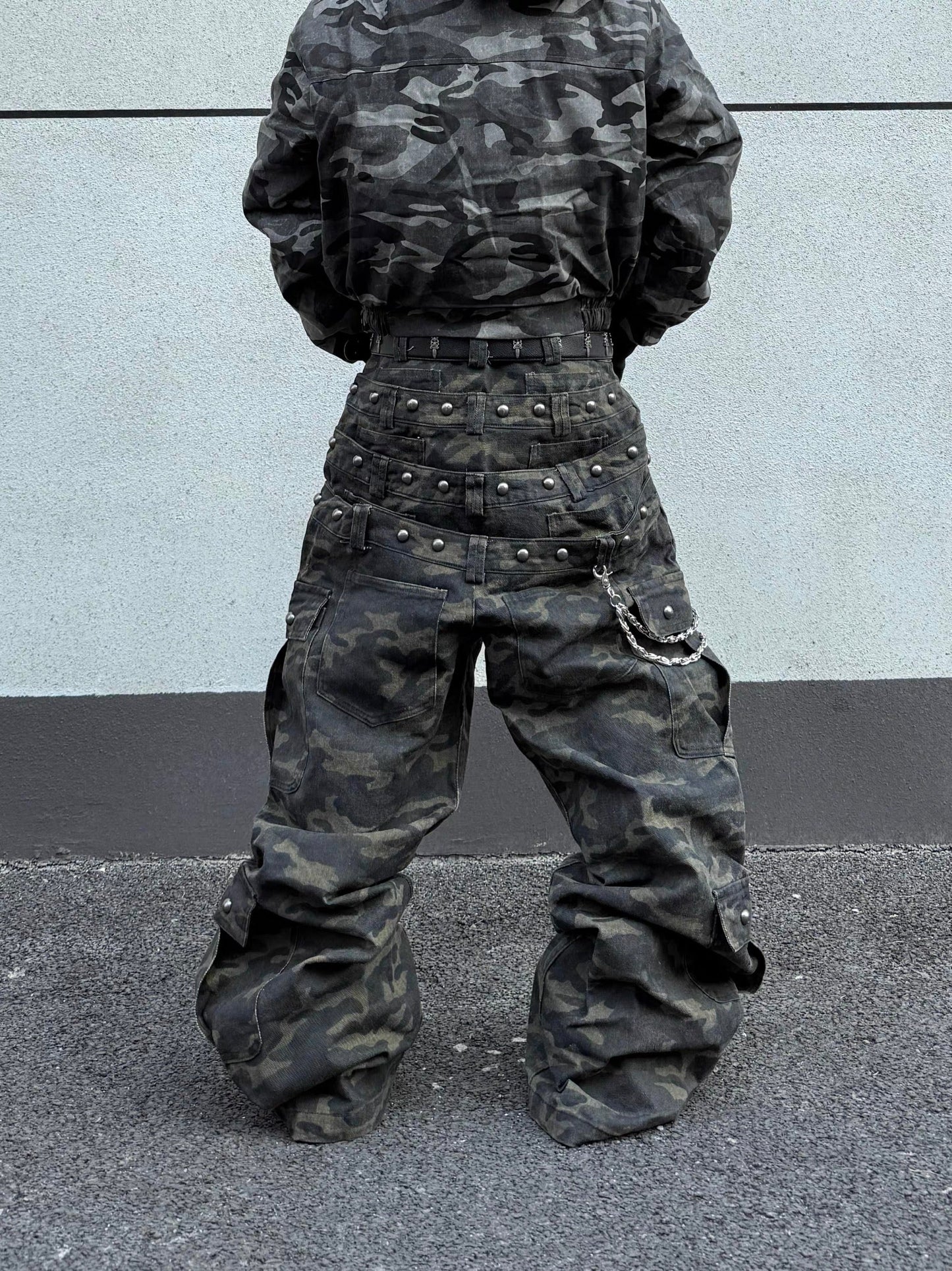 CapCabin Camo Wide-Leg Cargo Pants