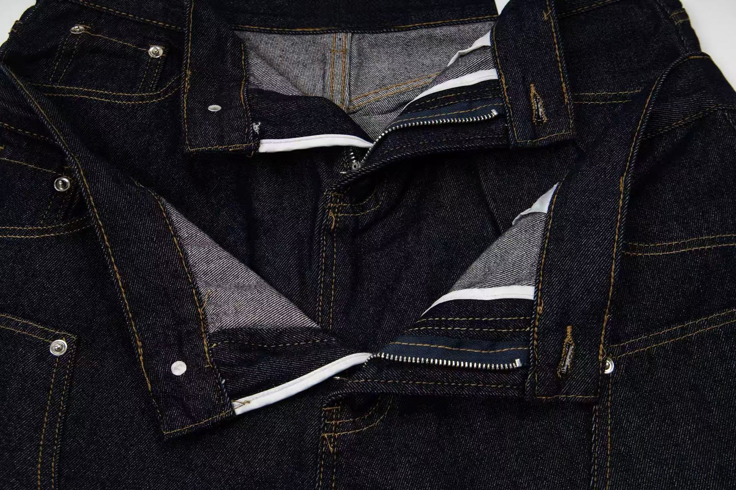 CapCabin “Double Waist Panel Denim Shorts”