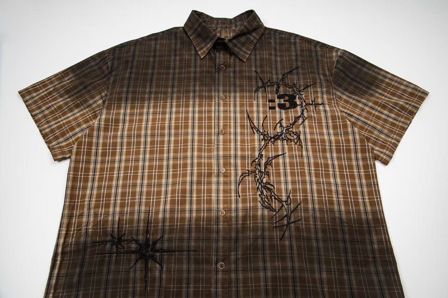 CapCabin Vintage Plaid Graphic Shirt