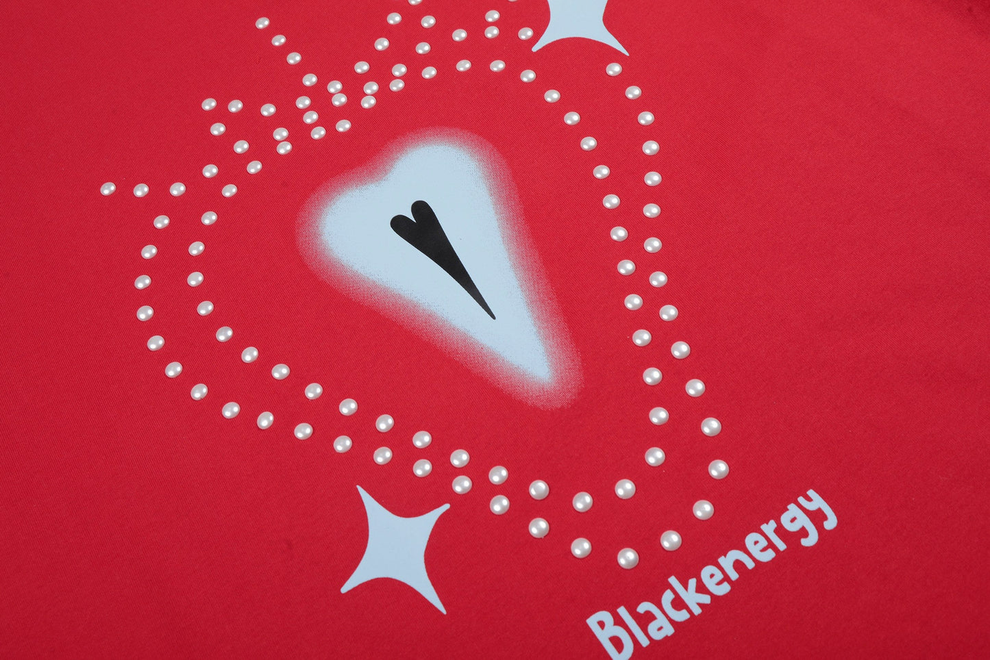 CapCabin “Crystal Heart Graphic Tee”