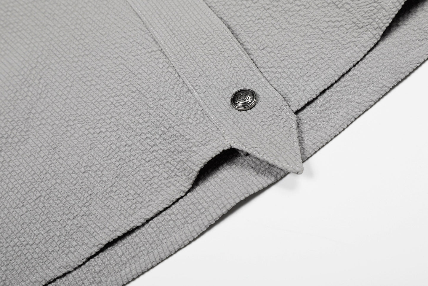 CapCabin “Asymmetrical Stand-Collar Shirt”