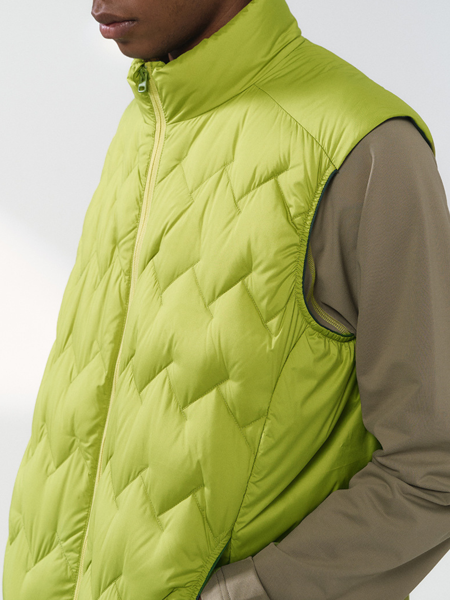 Wilderstone - Unisex 90% Down Lightweight Sorona® Down Vest
