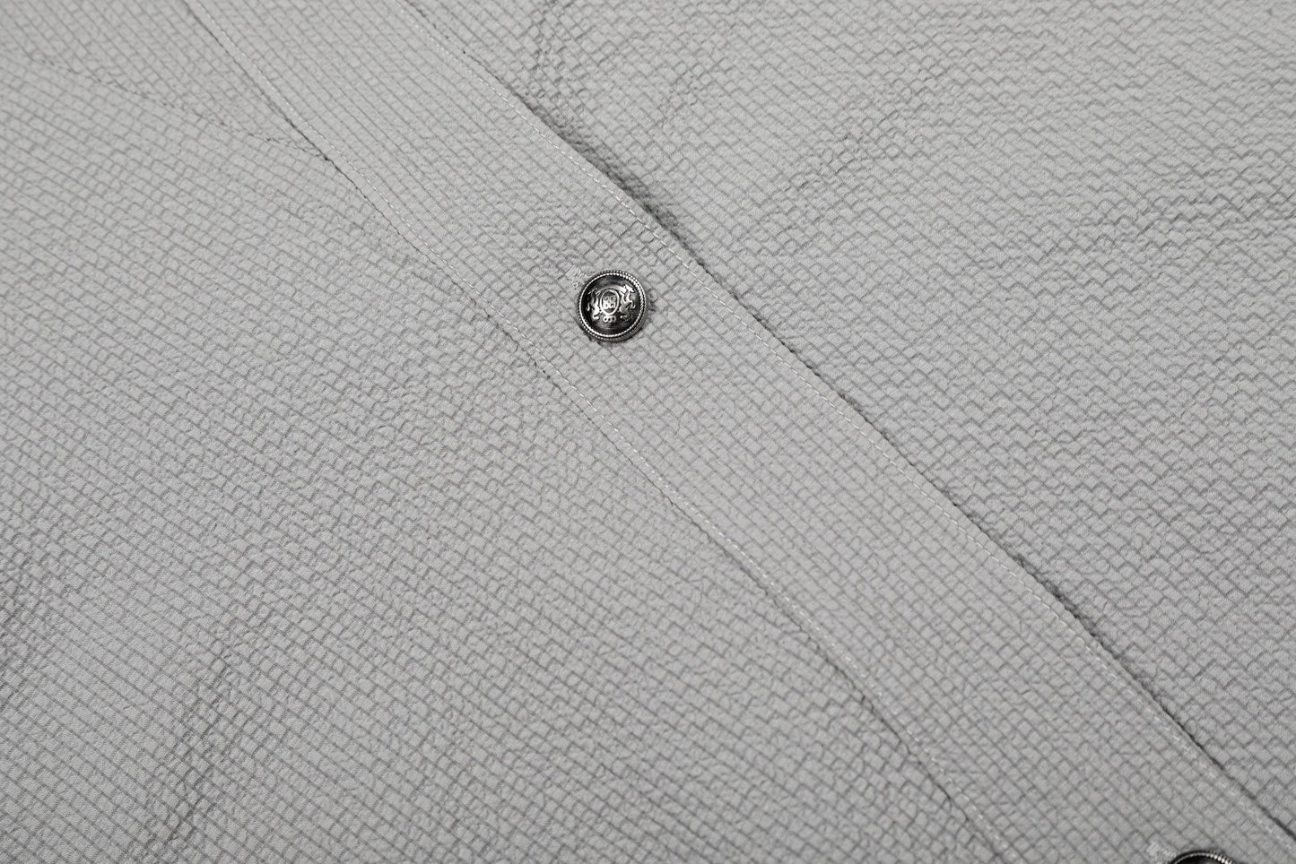CapCabin “Asymmetrical Stand-Collar Shirt”