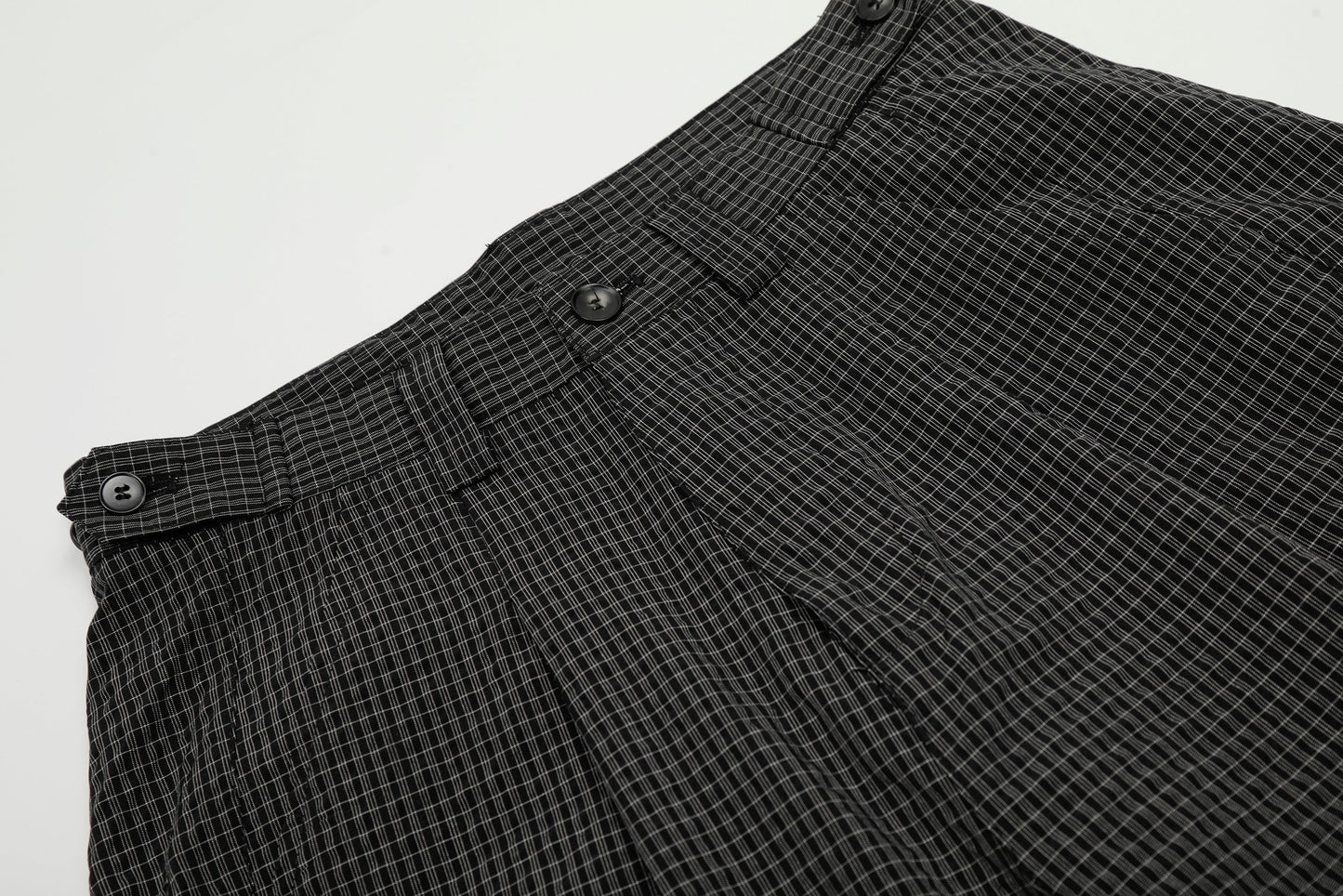 CapCabin Checked Curved-Leg Pants