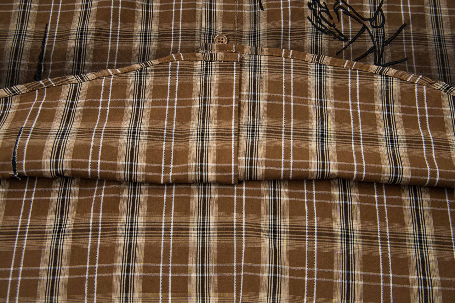 CapCabin Vintage Plaid Graphic Shirt