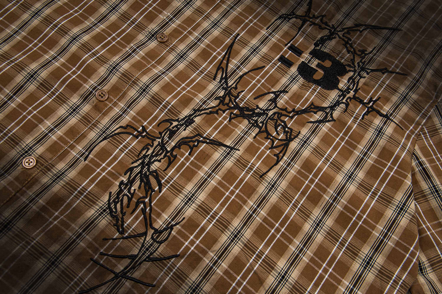 CapCabin Vintage Plaid Graphic Shirt