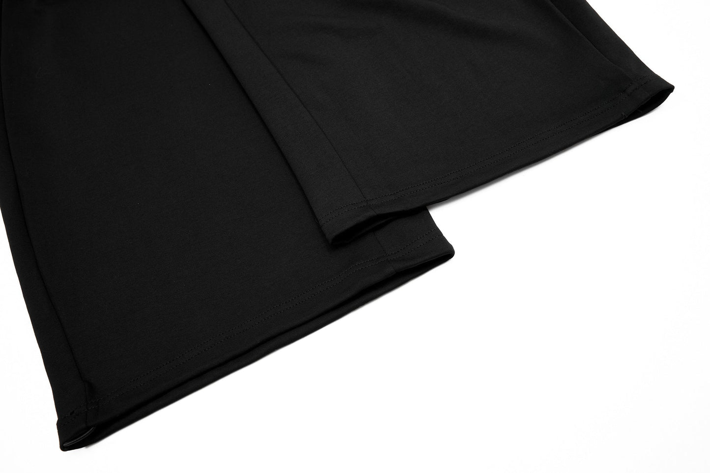 CapCabin “Flow Wide-Leg Pants”
