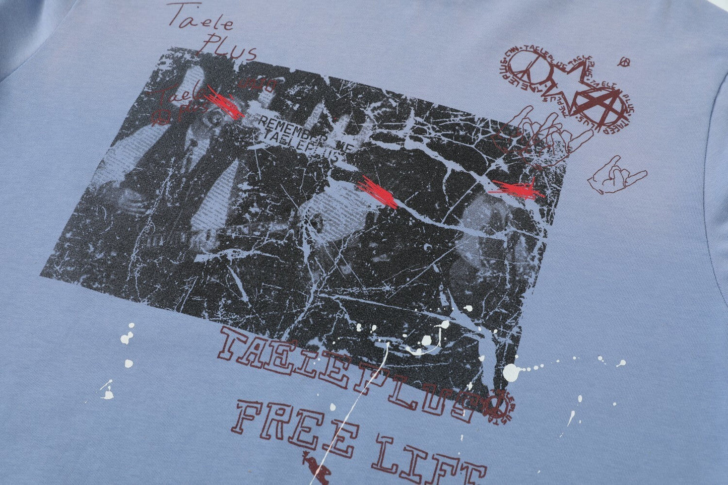 CapCabin Graphic Long-Sleeve T-Shirt