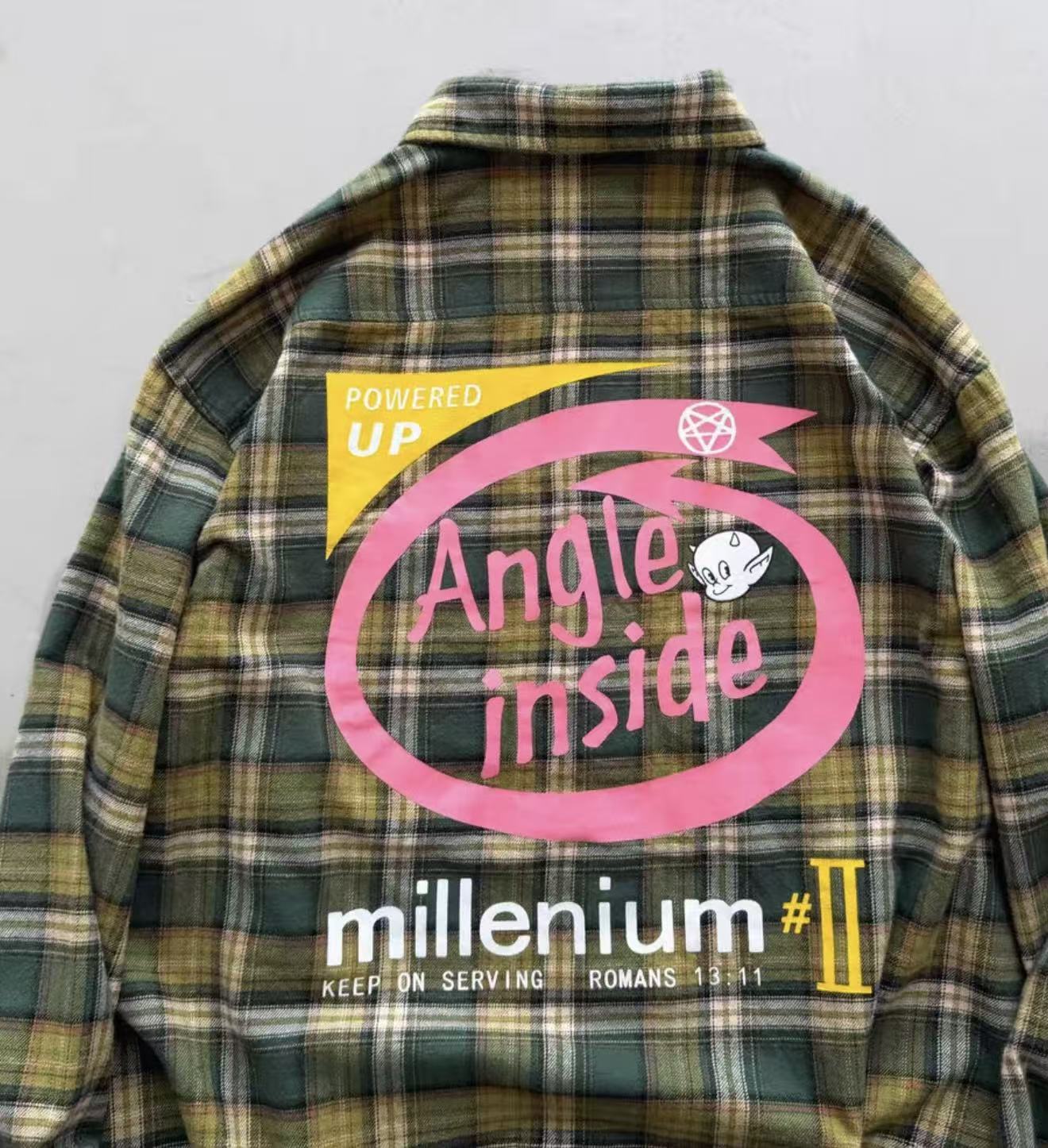 Vintage Plaid Graphic Long Sleeve Shirt
