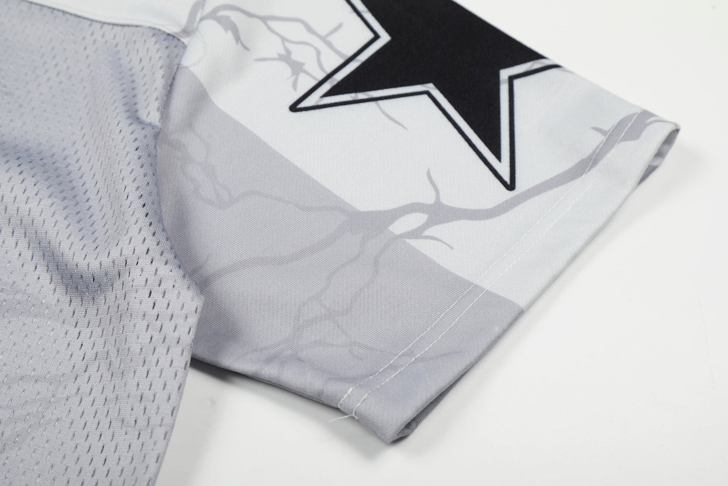 CapCabin Portrait Graphic Mesh Jersey