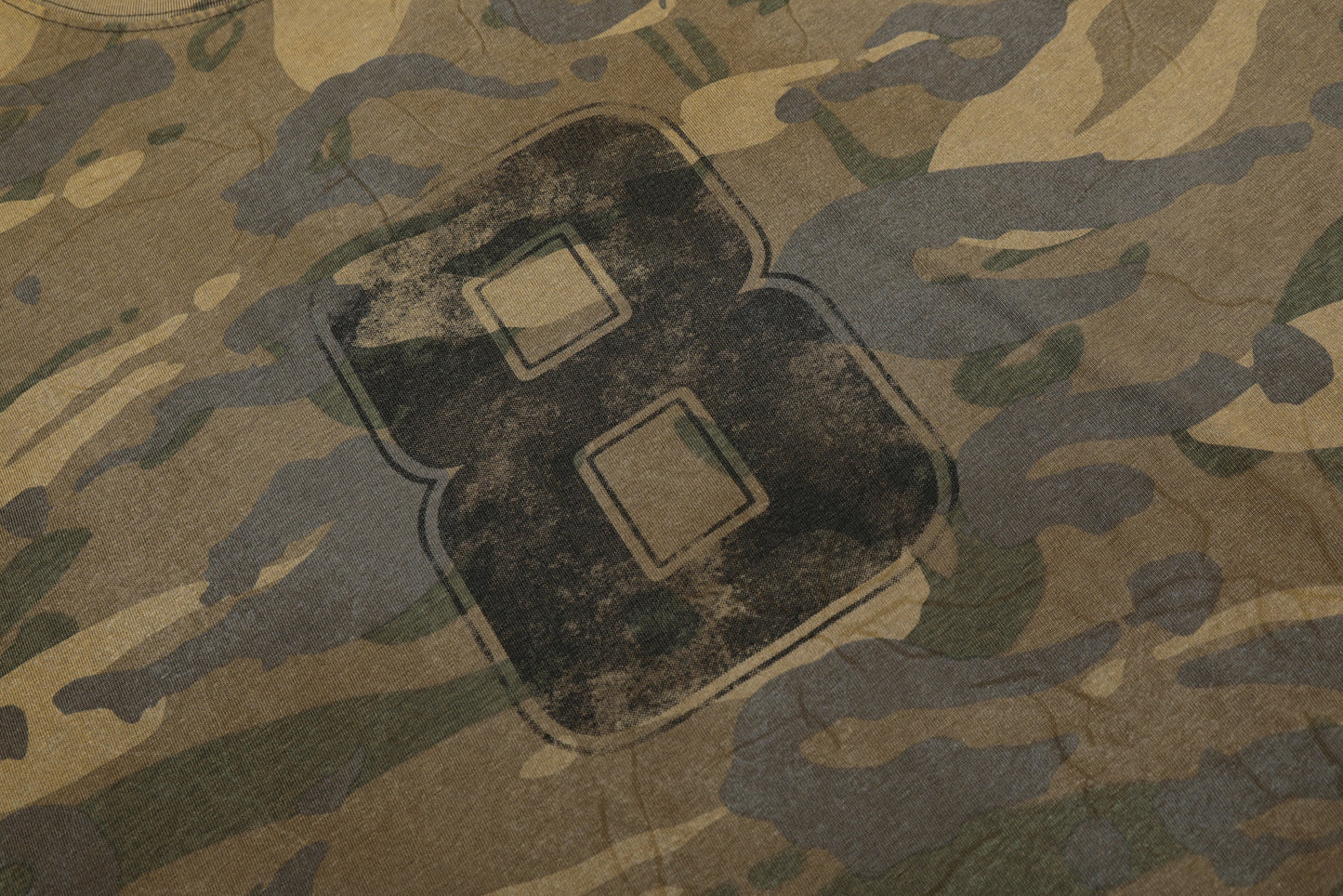 CapCabin Camo Graphic Long Sleeve Tee