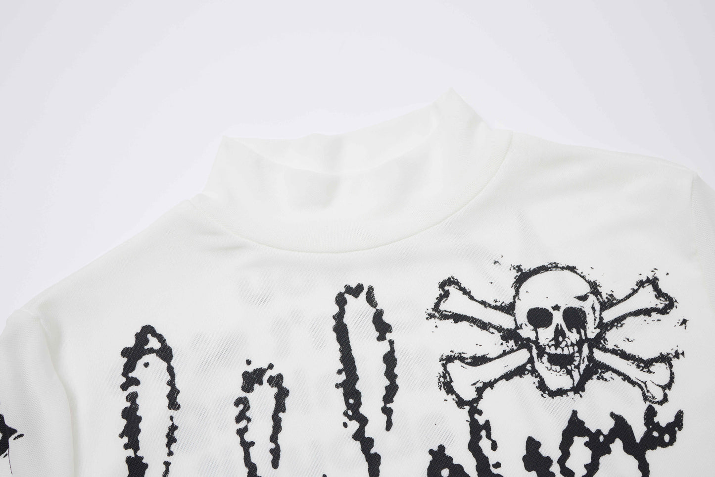 CapCabin Graphic Long Sleeve Top