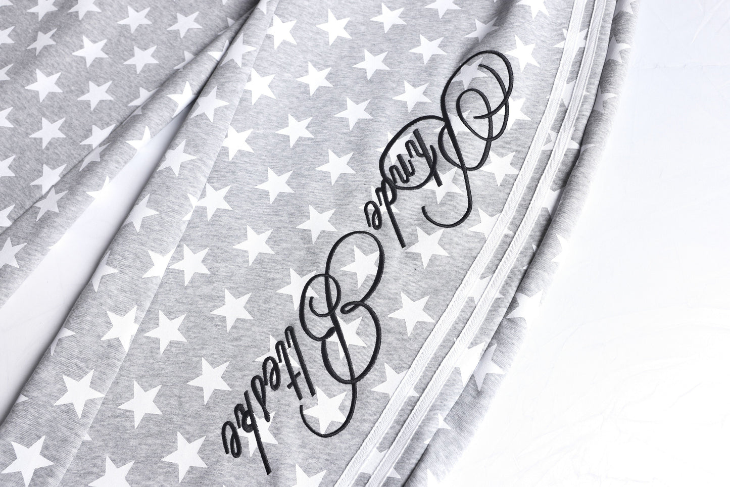 CapCabin Star Print Wide-Leg Sweatpants