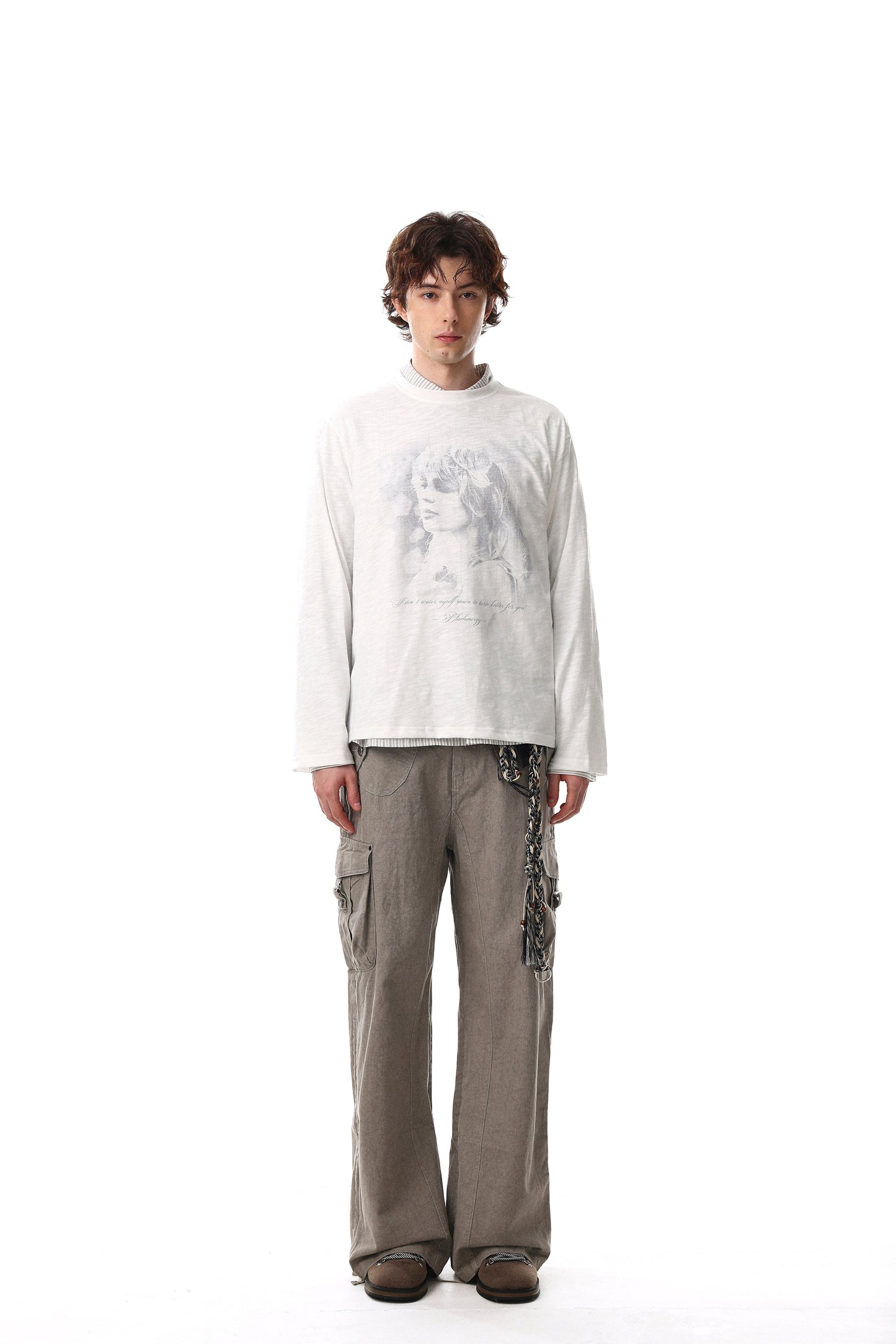 CapCabin Vintage Portrait Graphic Long Sleeve Tee