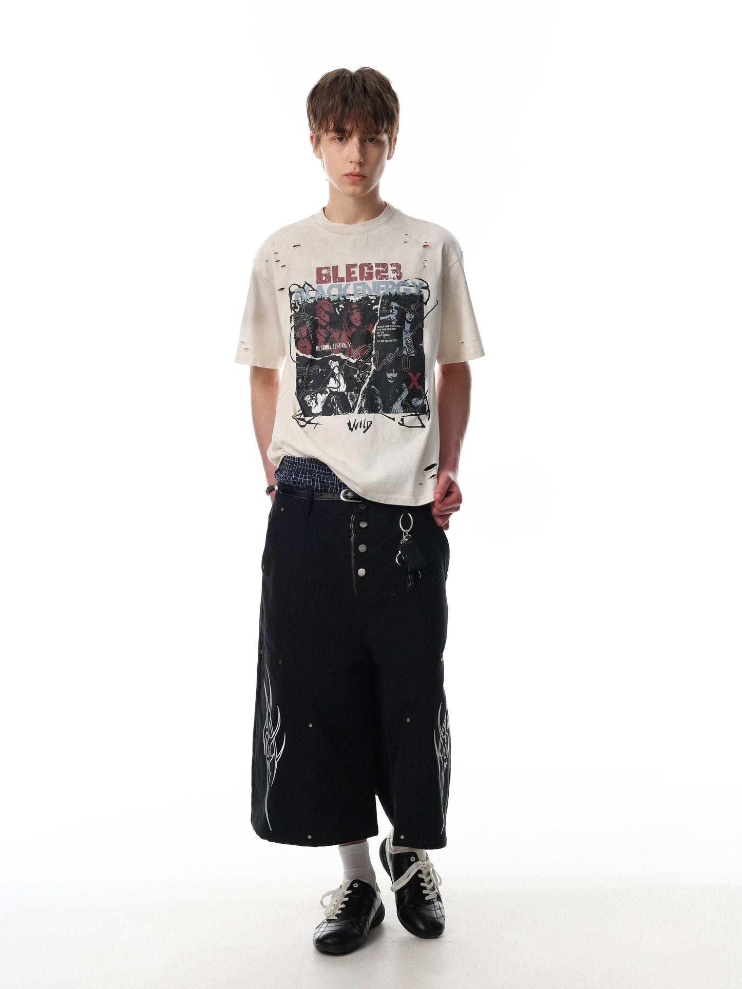 CapCabin “Wild Noise Vintage Tee”