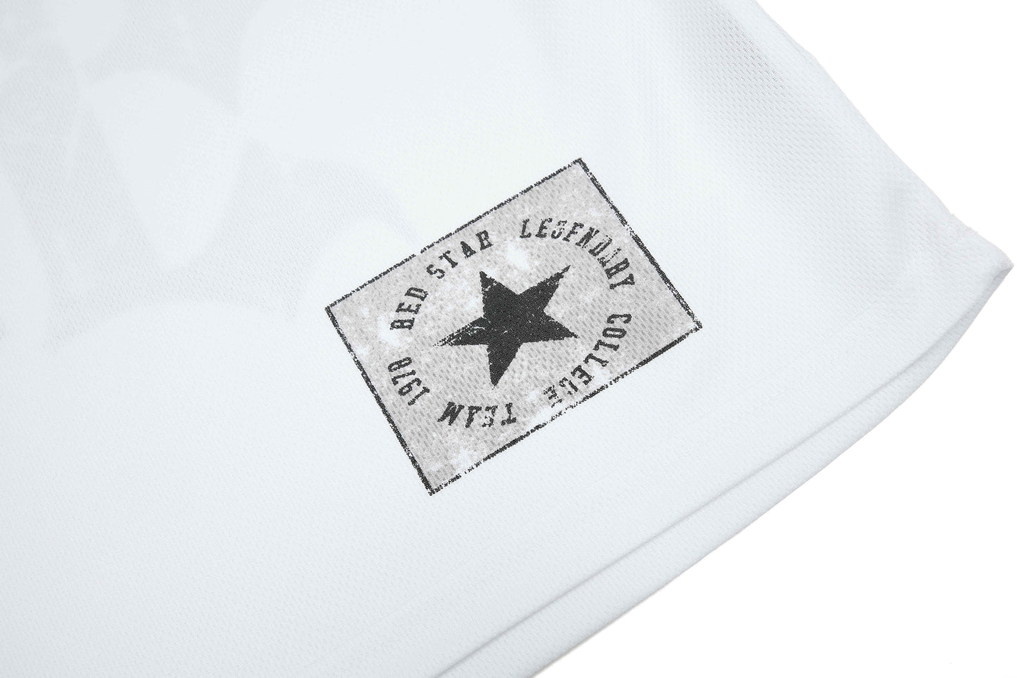 CapCabin “Aversio Mesh Sport Tee”