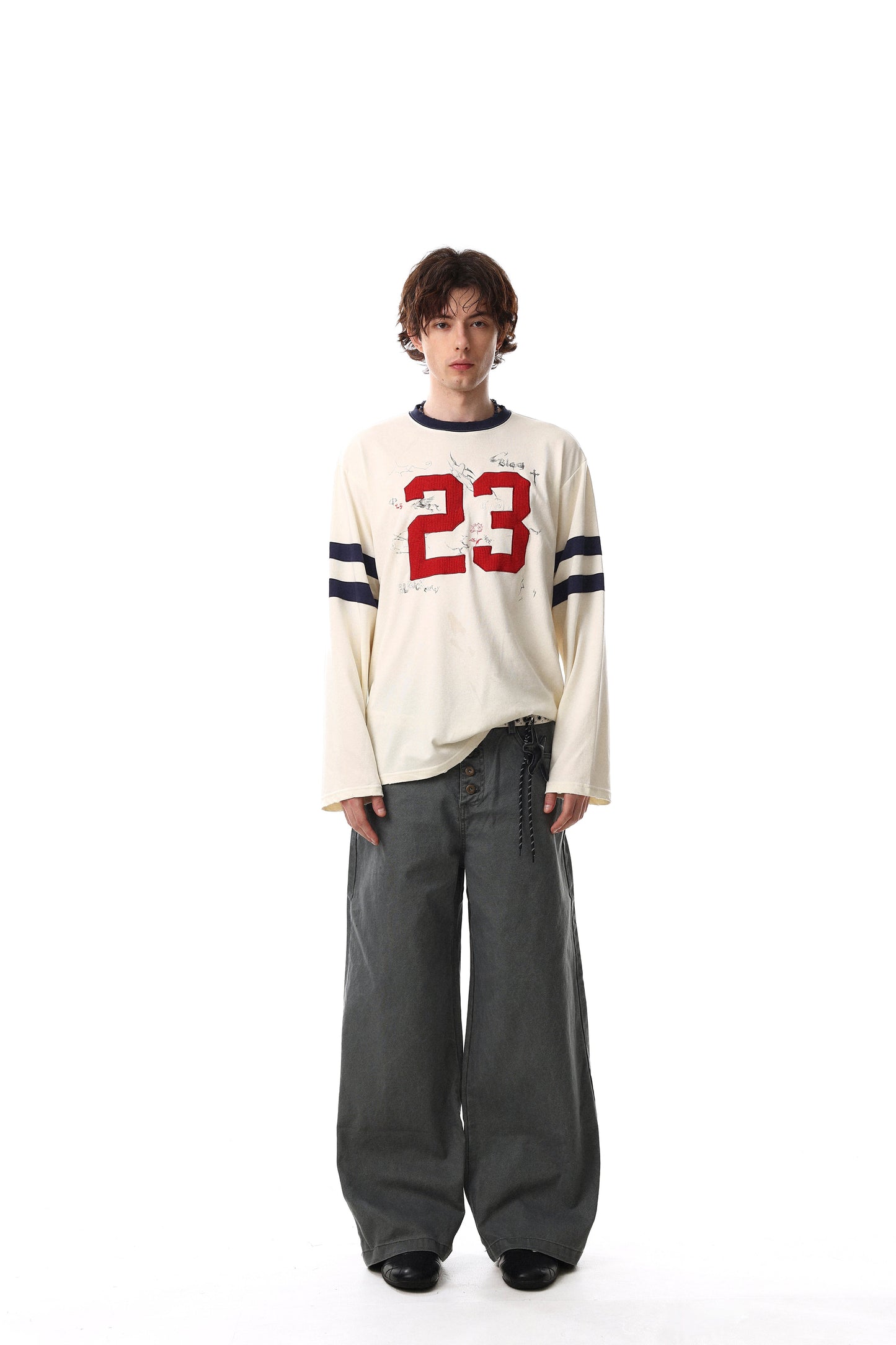 CapCabin Vintage Graphic Long Sleeve Tee