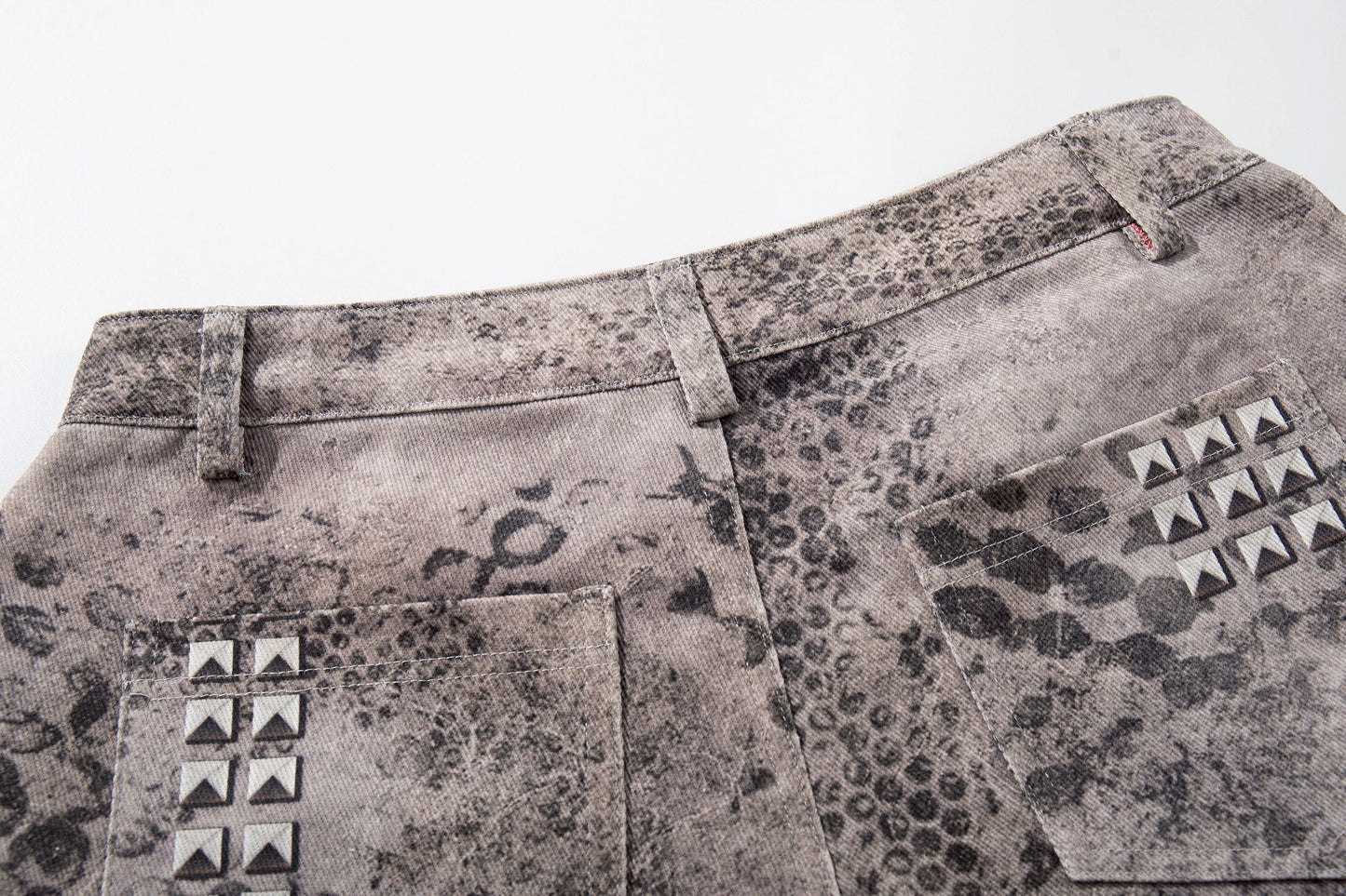 CapCabin “Grunge Cross Washed Denim Shorts”