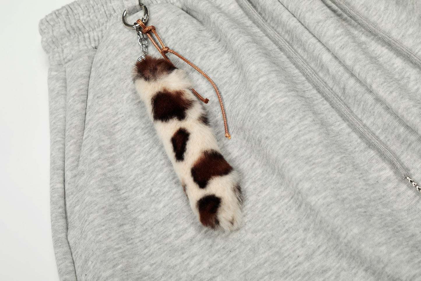 CapCabin Leopard Stripe Loose Sweatpants