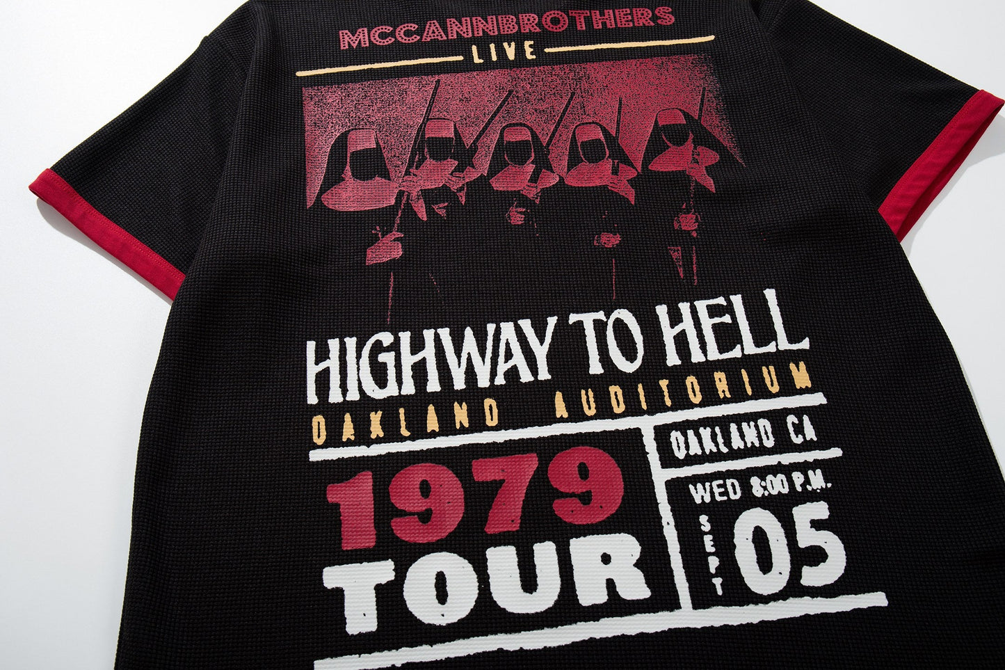 CapCabin Vintage Tour Graphic T-Shirt