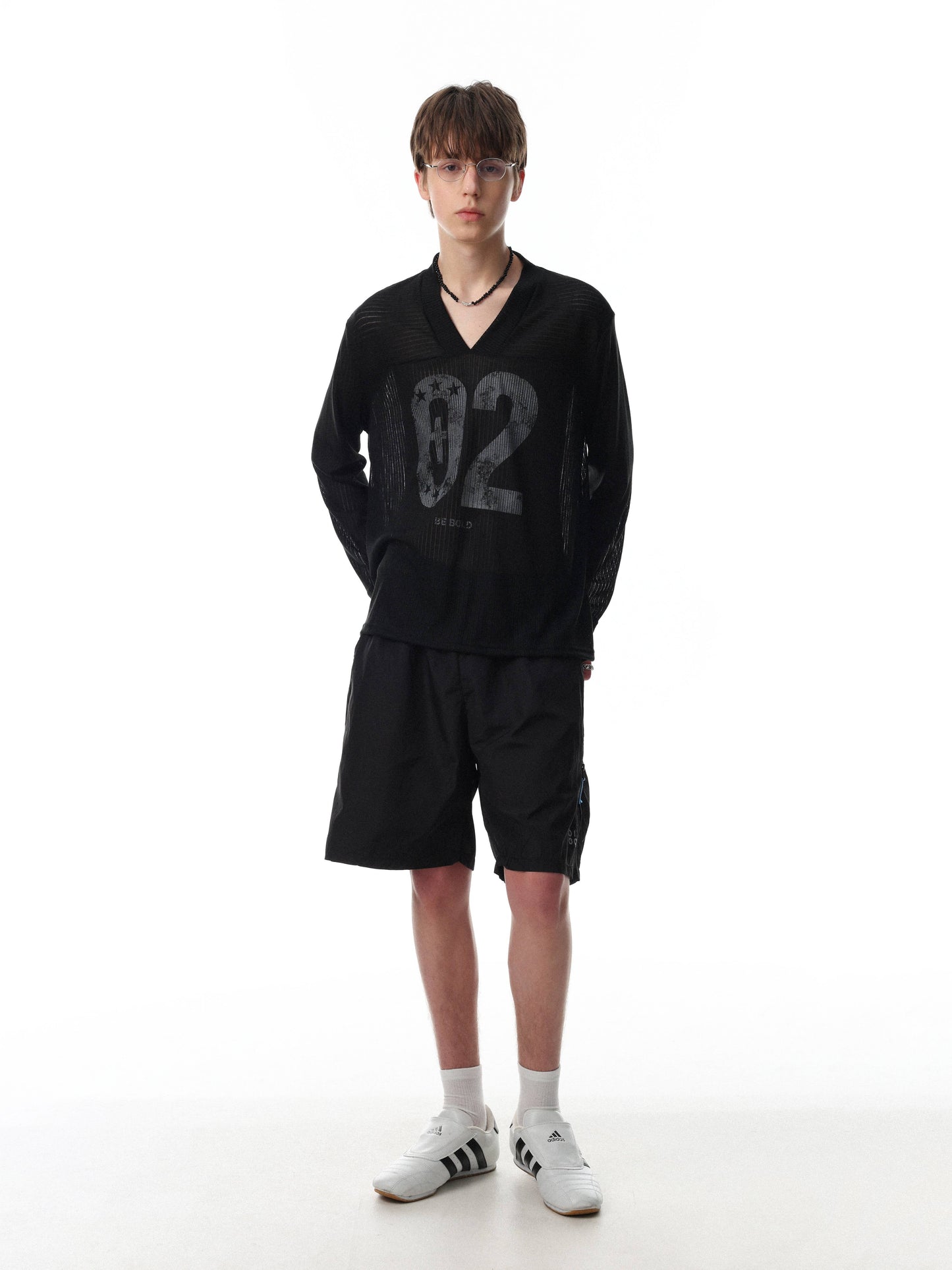 CapCabin “02 Varsity V-Neck Tee”