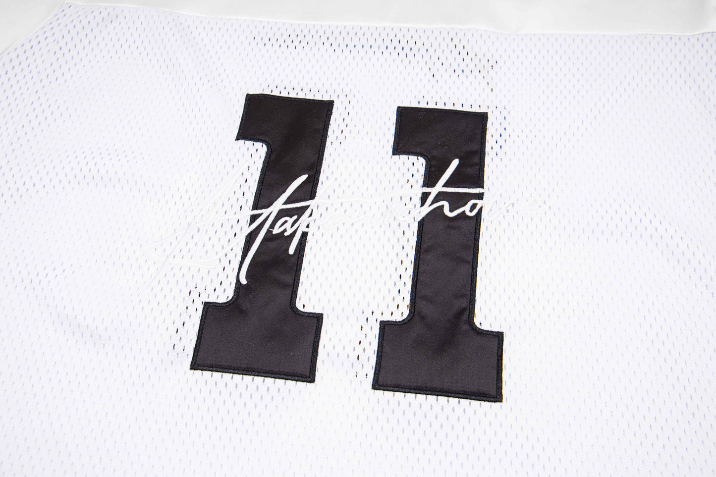 CapCabin “11 Mesh Jersey Tee”