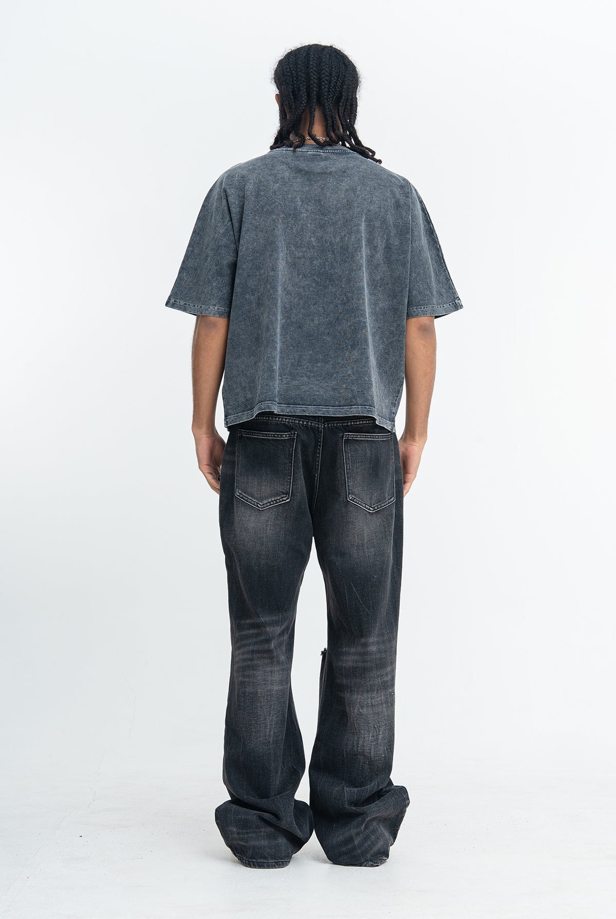 CapCabin “Silent Wealth” Graphic Tee