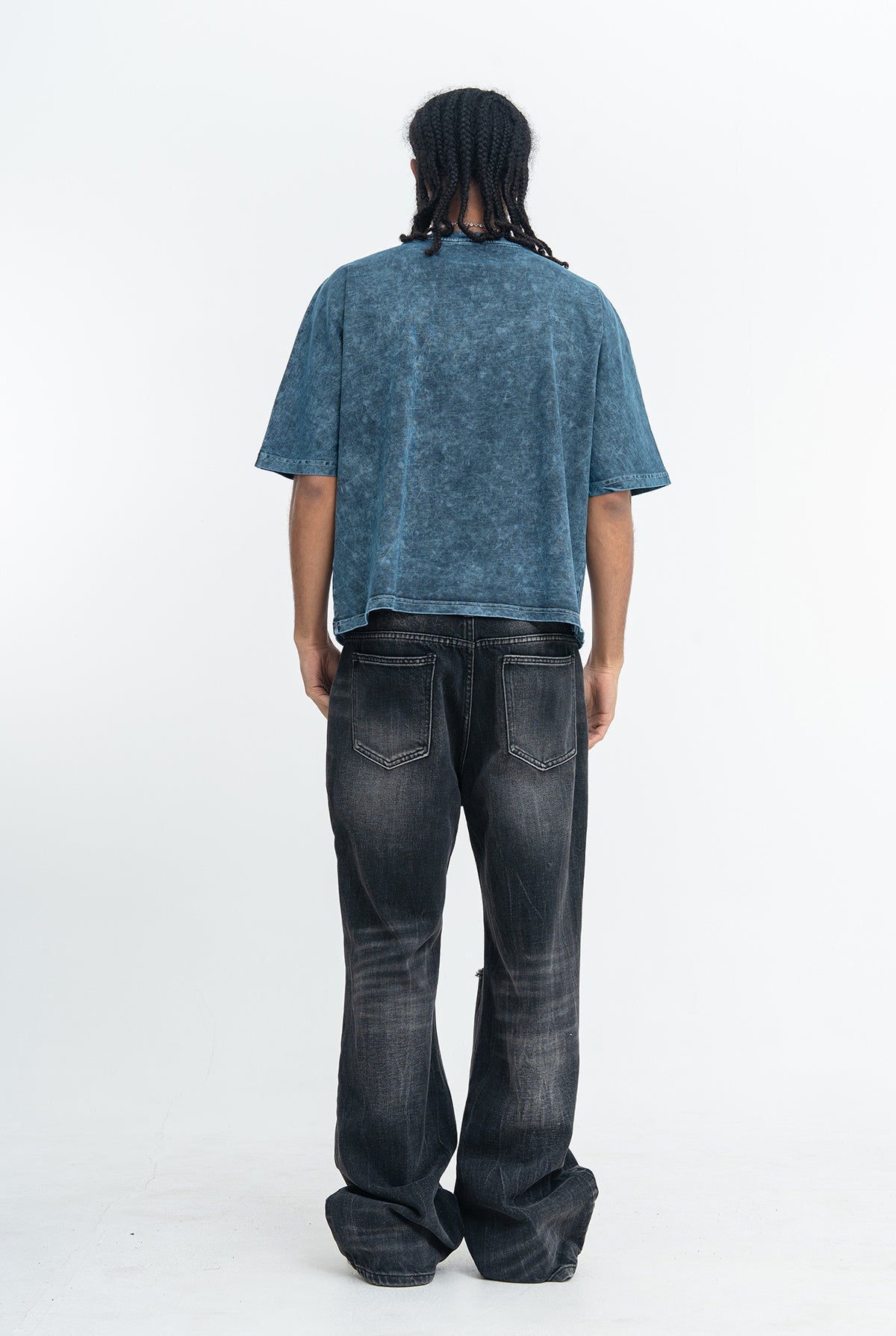 CapCabin “Silent Wealth” Graphic Tee