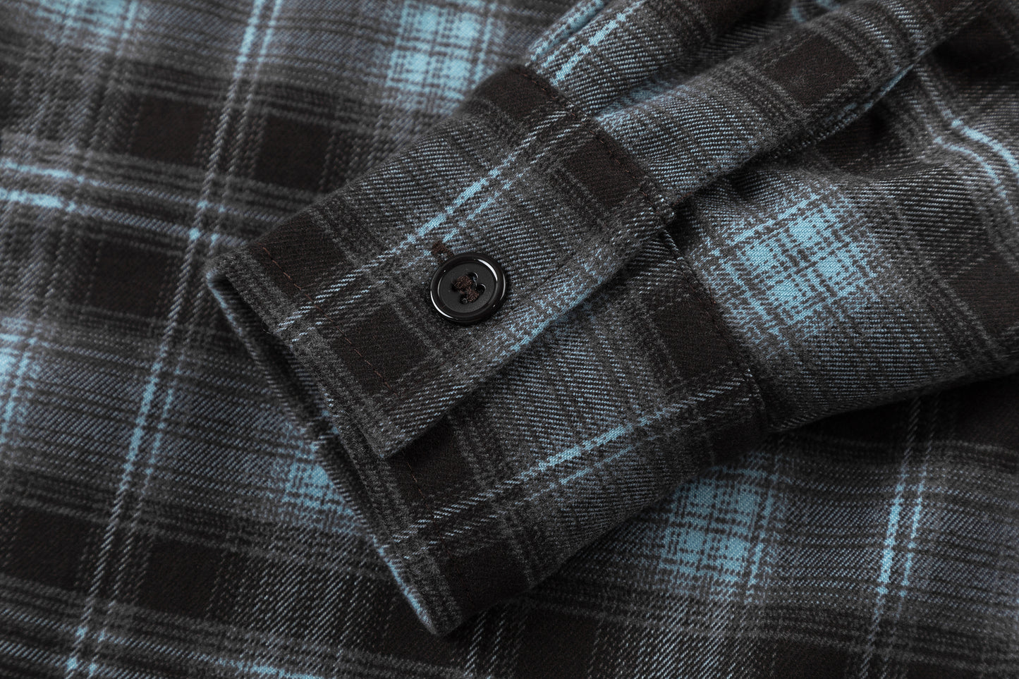 WELLDONE Split Plaid Overshirt