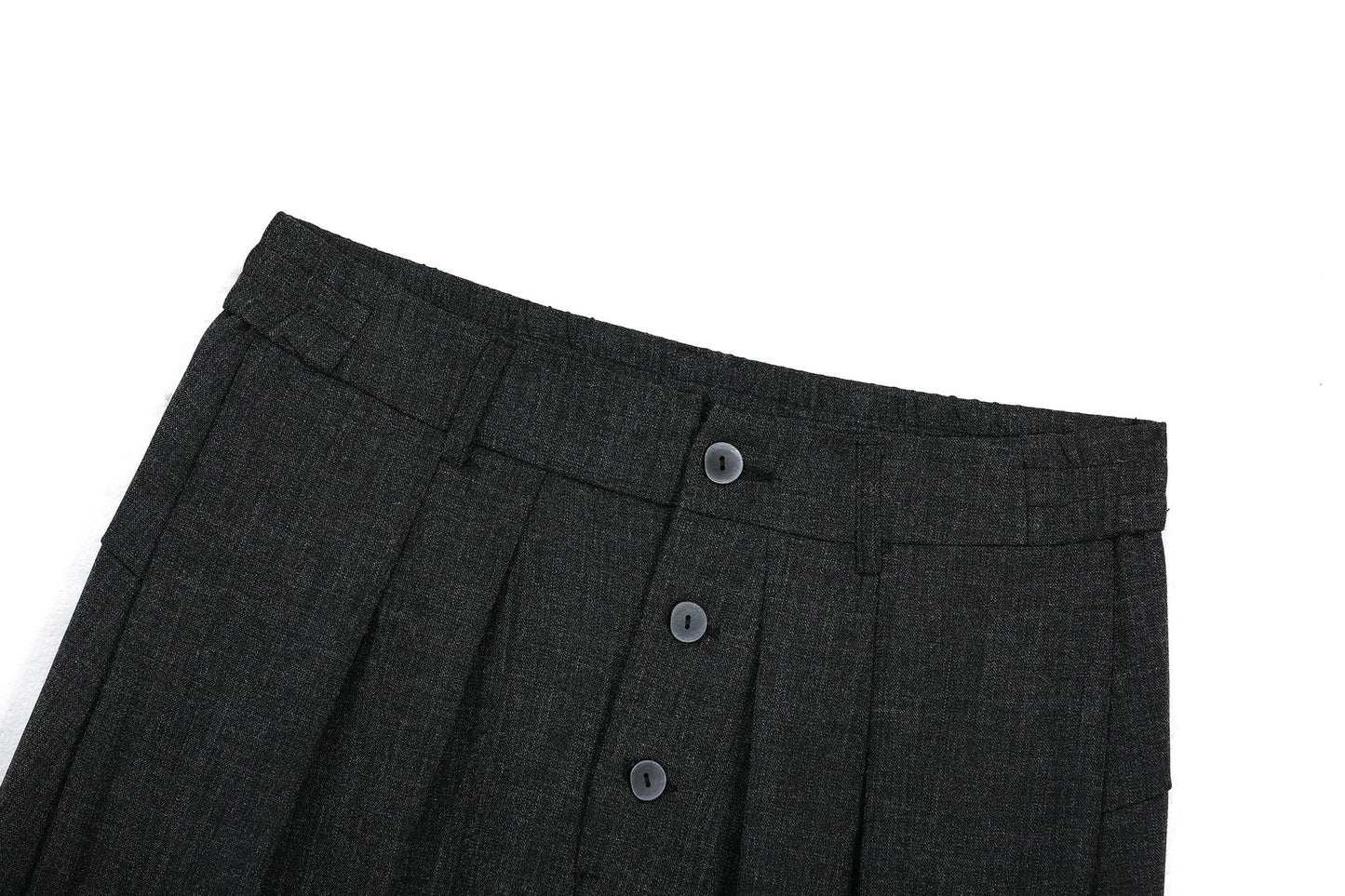 CapCabin “Minimal Pleated Wide-Leg Pants”
