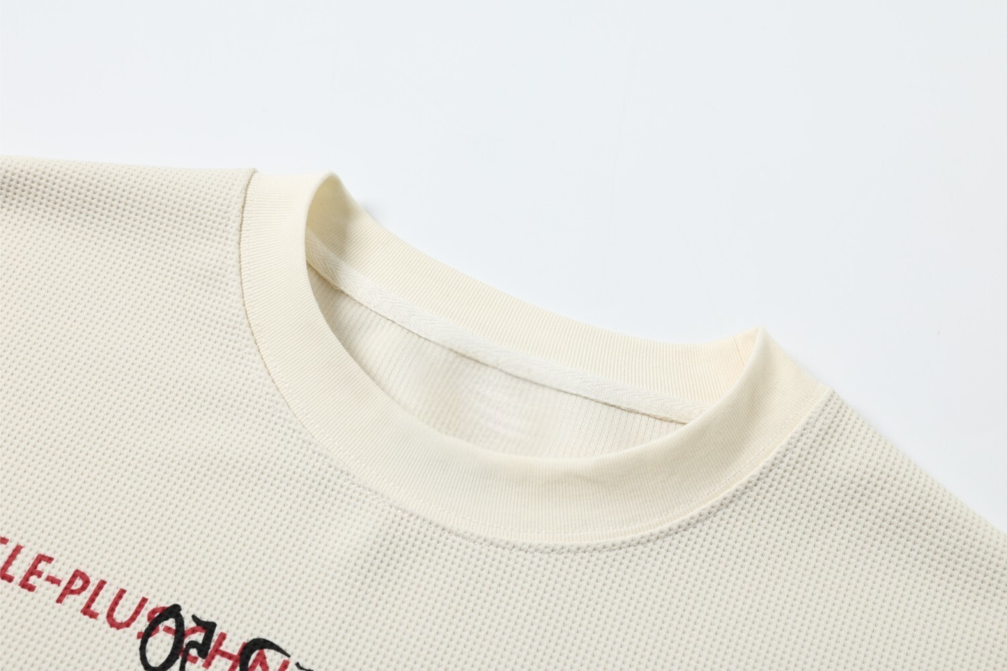 CapCabin Graphic Long Sleeve Tee