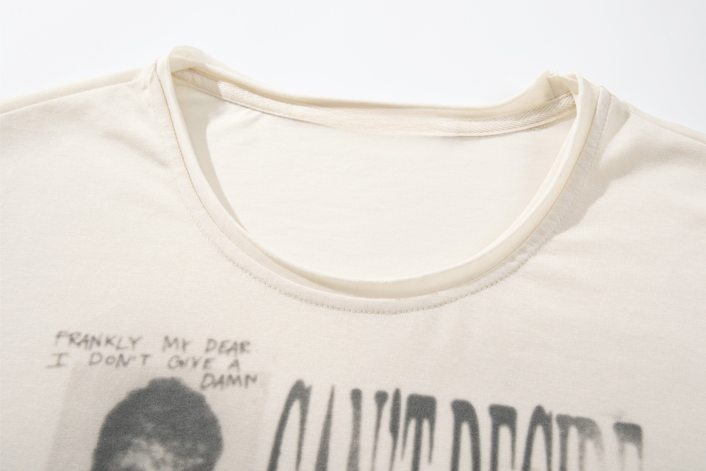 CapCabin Vintage Graphic Longsleeve Tee