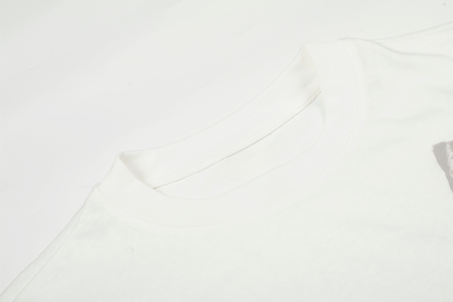 CapCabin Black Energy Long Sleeve Tee