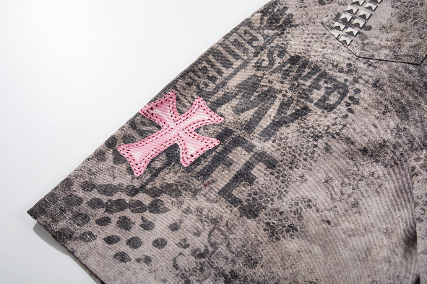 CapCabin “Grunge Cross Washed Denim Shorts”